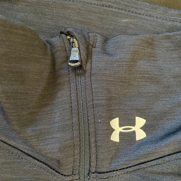 Under Armour heatgear 1/2 zip - Picture 5 of 6